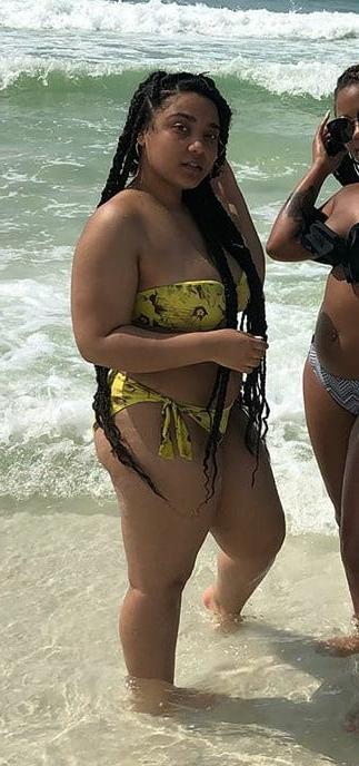10P Chubby n Busty 9