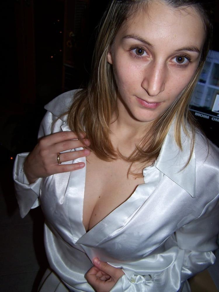 17P Italian Blonde Slut Milf mom exposed beauty