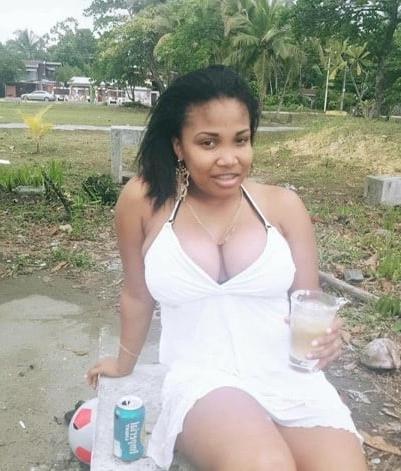 16P Busty Amateur 25