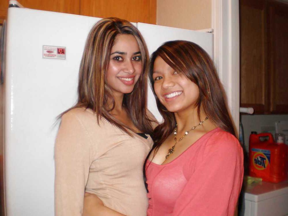 25P Desi Indian Babe 