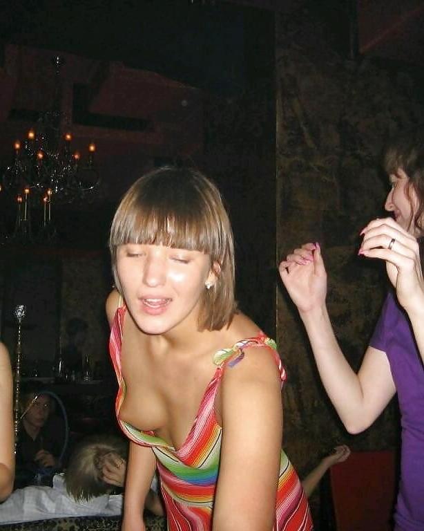 16P downblouse 01
