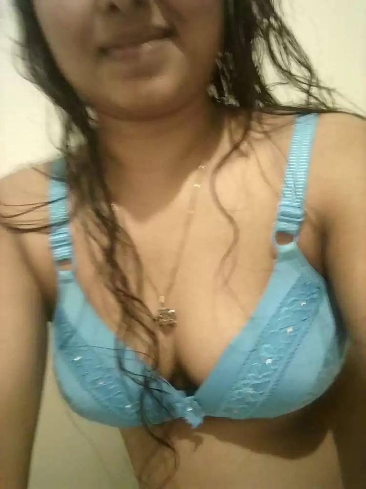 25P Desi aunty