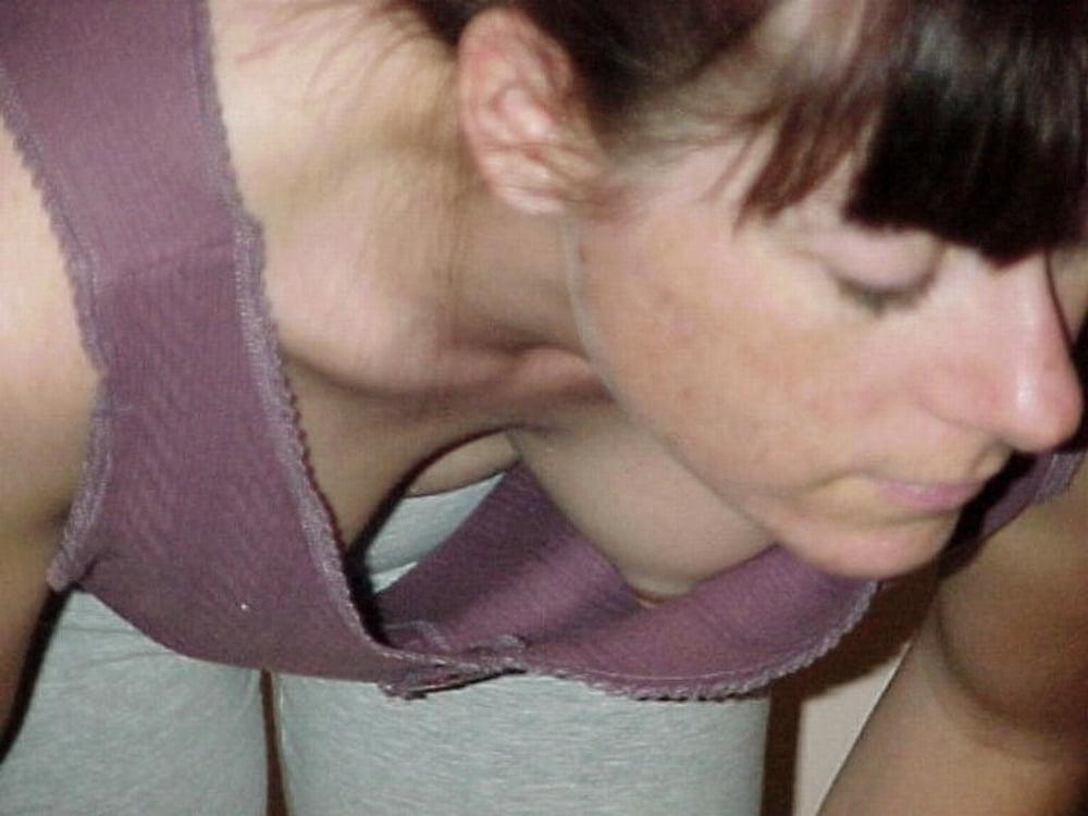 25P Downblouse &amp; Nipple Peeks 241