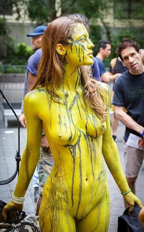 25P Bodypaint Sexy-Hot Nude Babes (Best-Of Compilation)_2