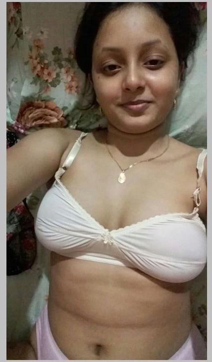 25P Beautiful Indian Desi Bhabhi 2 Full Set