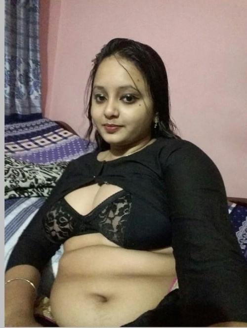 25P Beautiful Indian Desi Bhabhi 2 Full Set