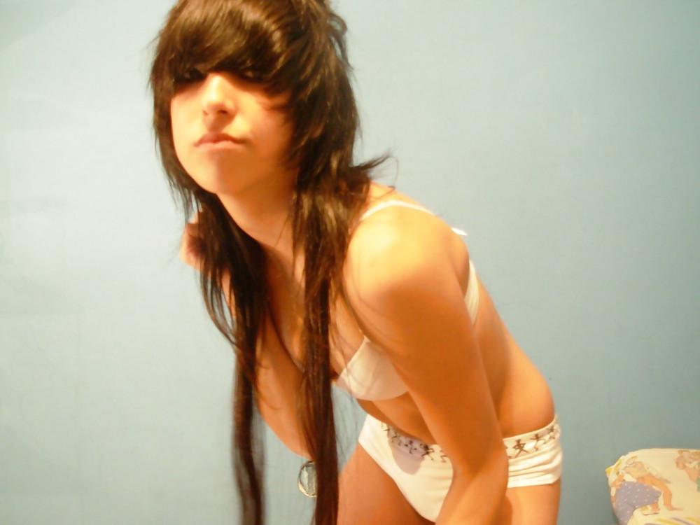 25P 2 Hot Webcam teen Lesbians