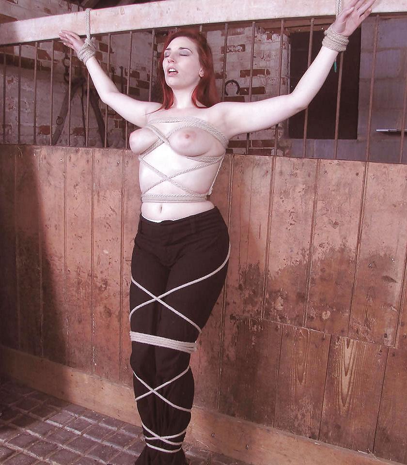 25P Busty Random Beauty3 (must see)