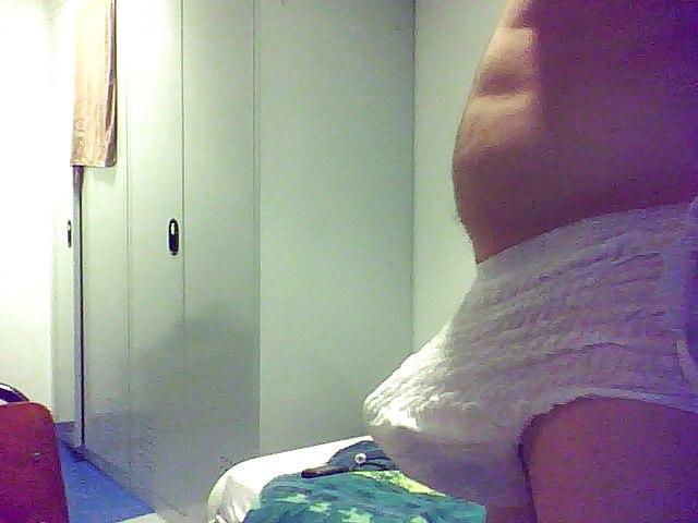 9P Sissy diaper