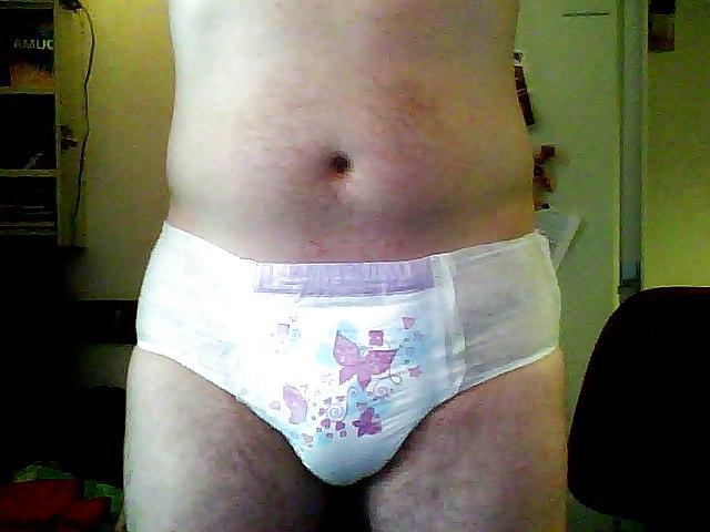 9P Sissy diaper