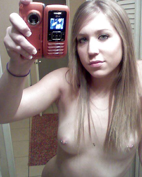 21P BLONDE - SELF TAKEN