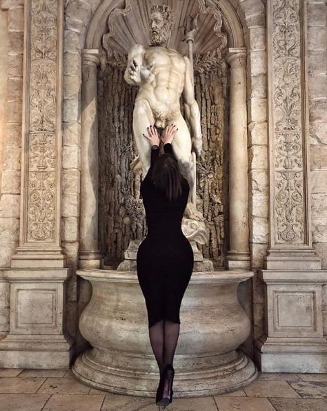 25P Insatiable pics of D - Beauty women