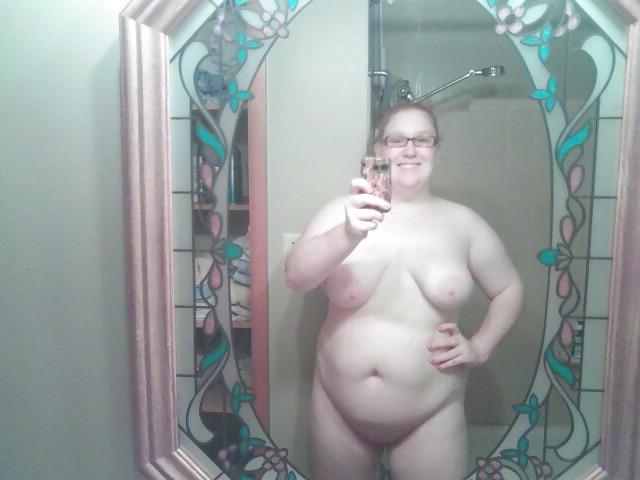 25P Chubby girls self pic 2