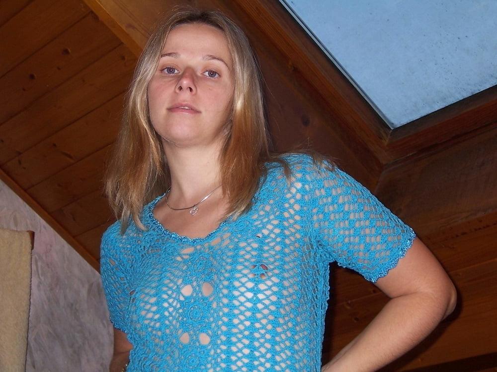 25P moms so fuckin flat 2