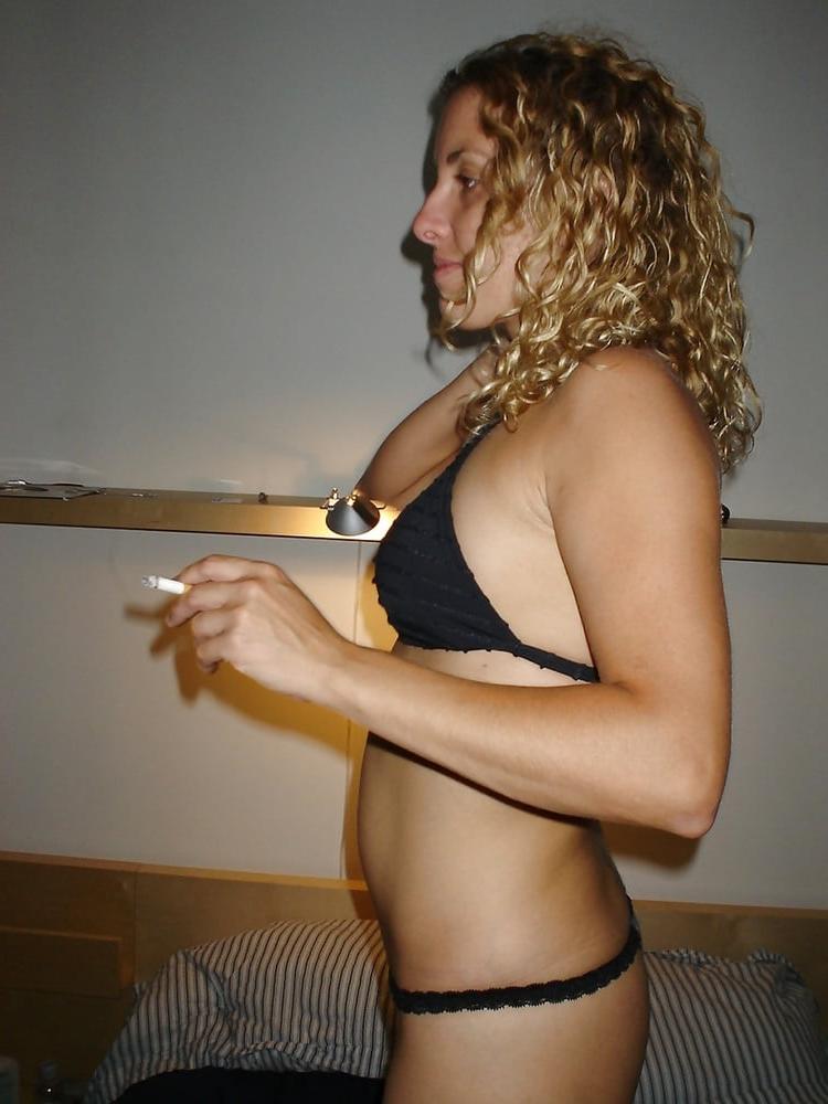 25P moms so fuckin flat 2