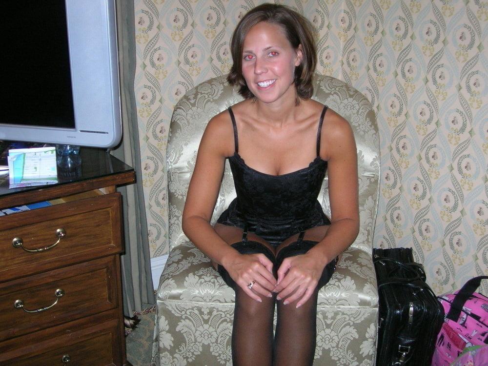 25P moms so fuckin flat 2