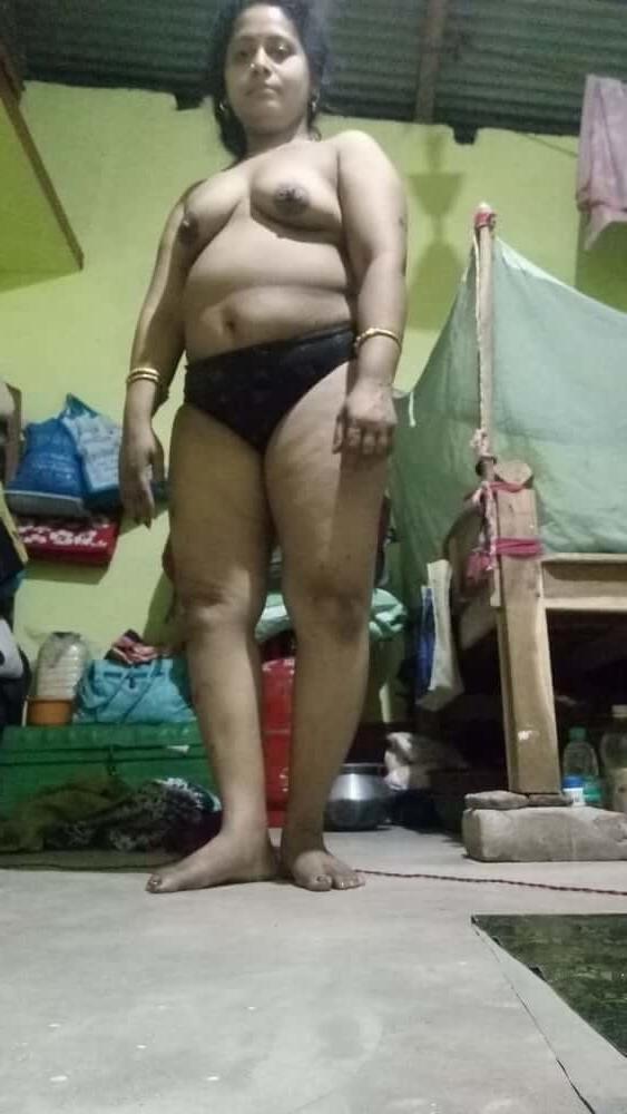 12P INDIAN DESI PIC FULL SET 15