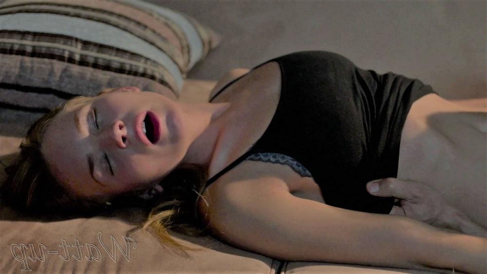 25P Britt Robertson is so hot I want to lick her vol. 2