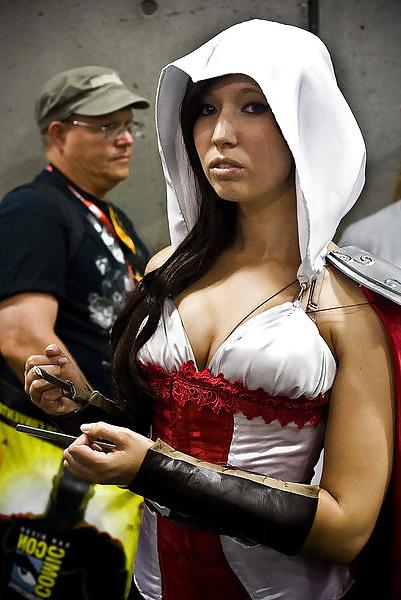 25P Babes of Comic Con 03