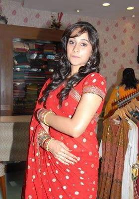 25P DESI ANGELS -- 35 (AGE 20 TO 70)