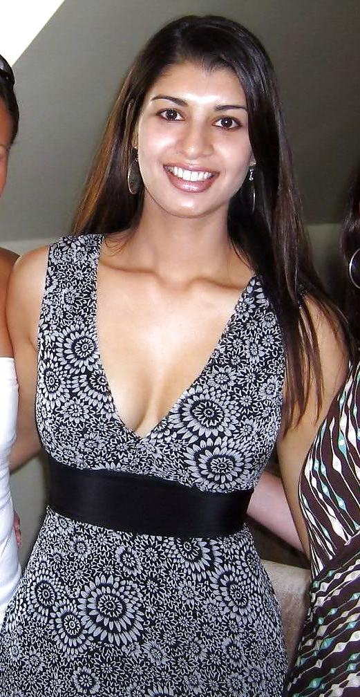 10P Indian Desi Babe 