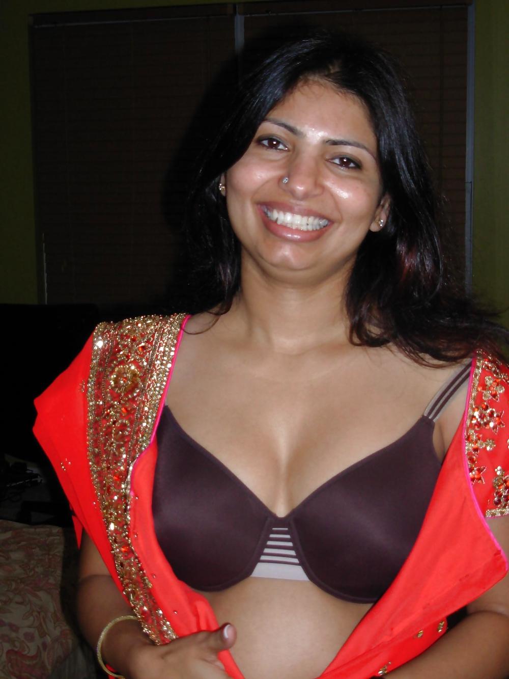 10P Desi Indian Babe