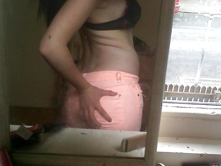 25P Naughty Naomi and her saucy self shots
