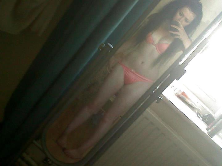 25P Naughty Naomi and her saucy self shots