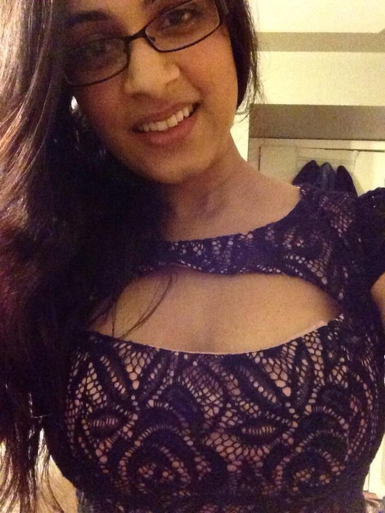 25P Young desi unmarried milf haves fun with camera (78)
