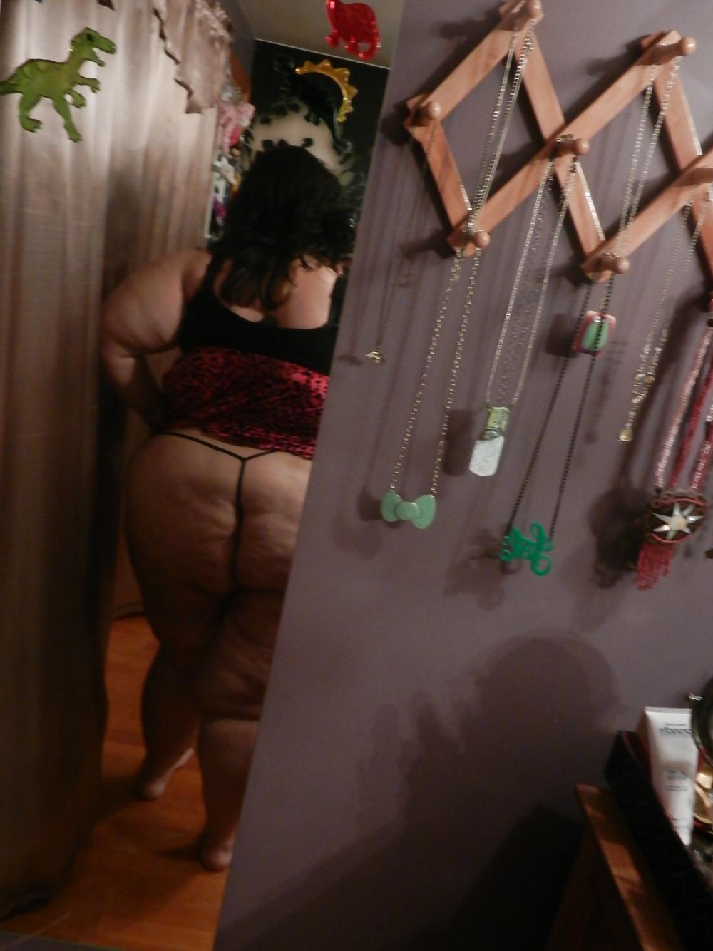 25P BBW Self Portraits