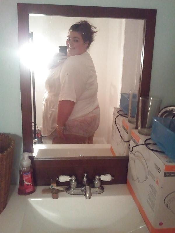 25P BBW Self Portraits