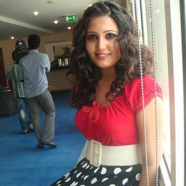 25P DESI ANGELS -- 31 (AGE 20 TO 70)