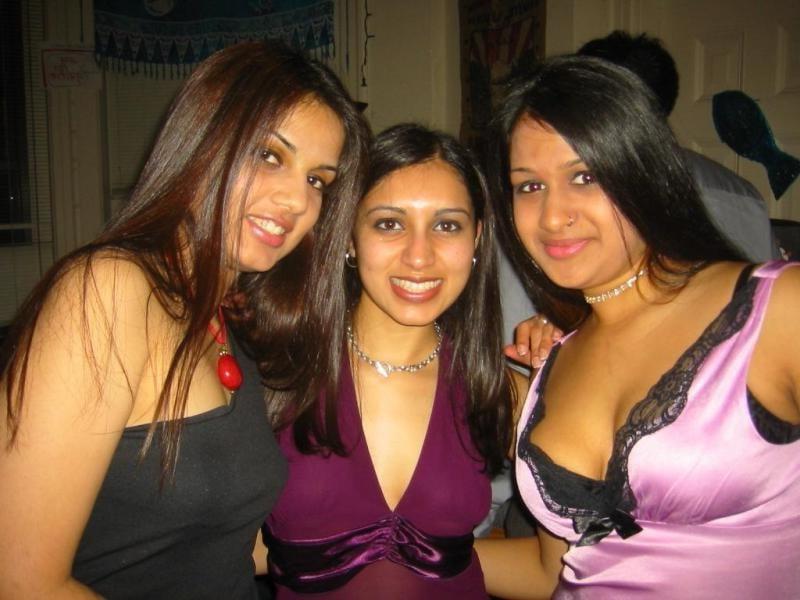 25P DESI ANGELS -- 31 (AGE 20 TO 70)