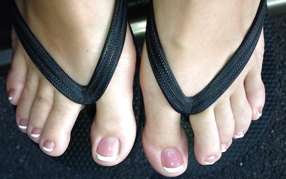 25P Foot Fetish