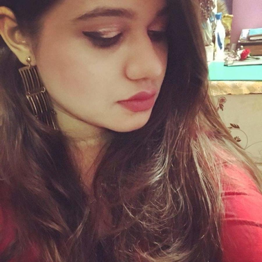 25P Unknown Desi Girl 010 (leaked nudes)