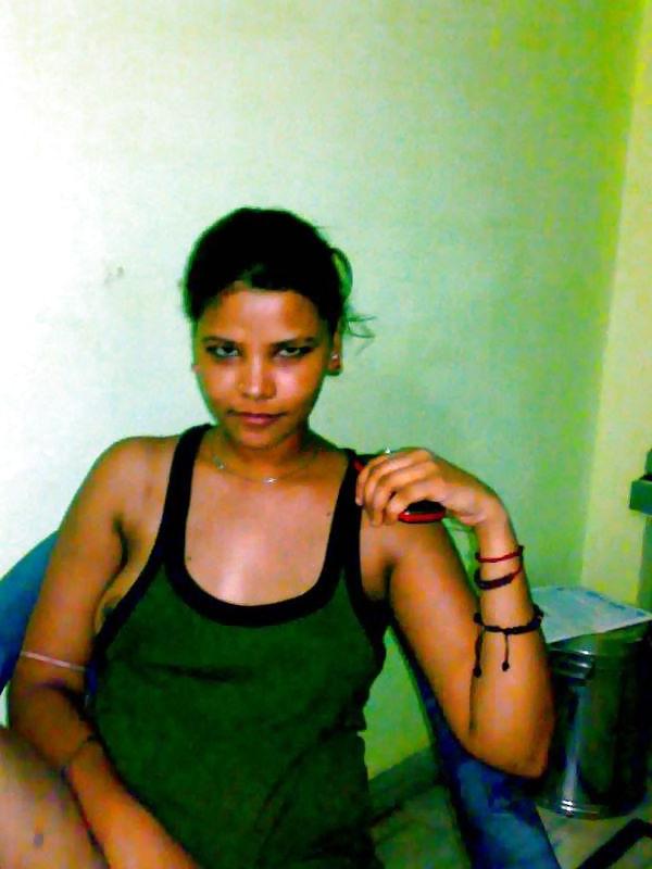 10P Desi Call girl