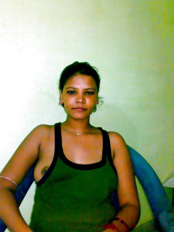 10P Desi Call girl
