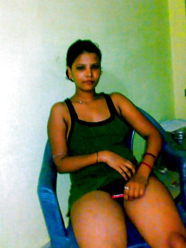 10P Desi Call girl
