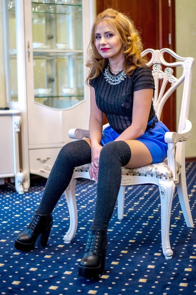 25P Beauty woman pantyhose stockings non porn 52