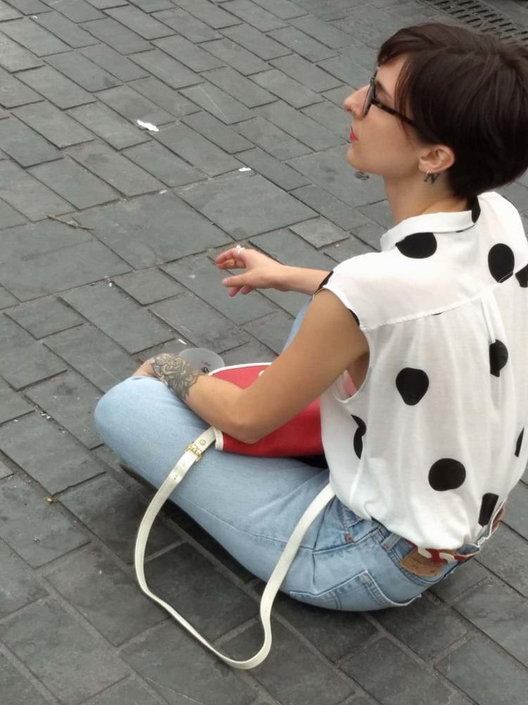 25P Downblouse &amp; Nipple Peeks 235