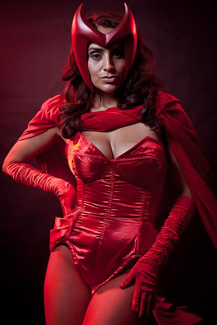 25P Babes of Comic Con 04