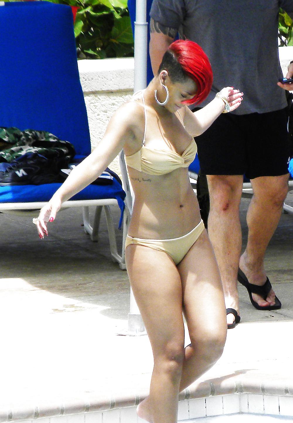 14P Rihanna bikini in Barbados SEE HER ASSCRACK