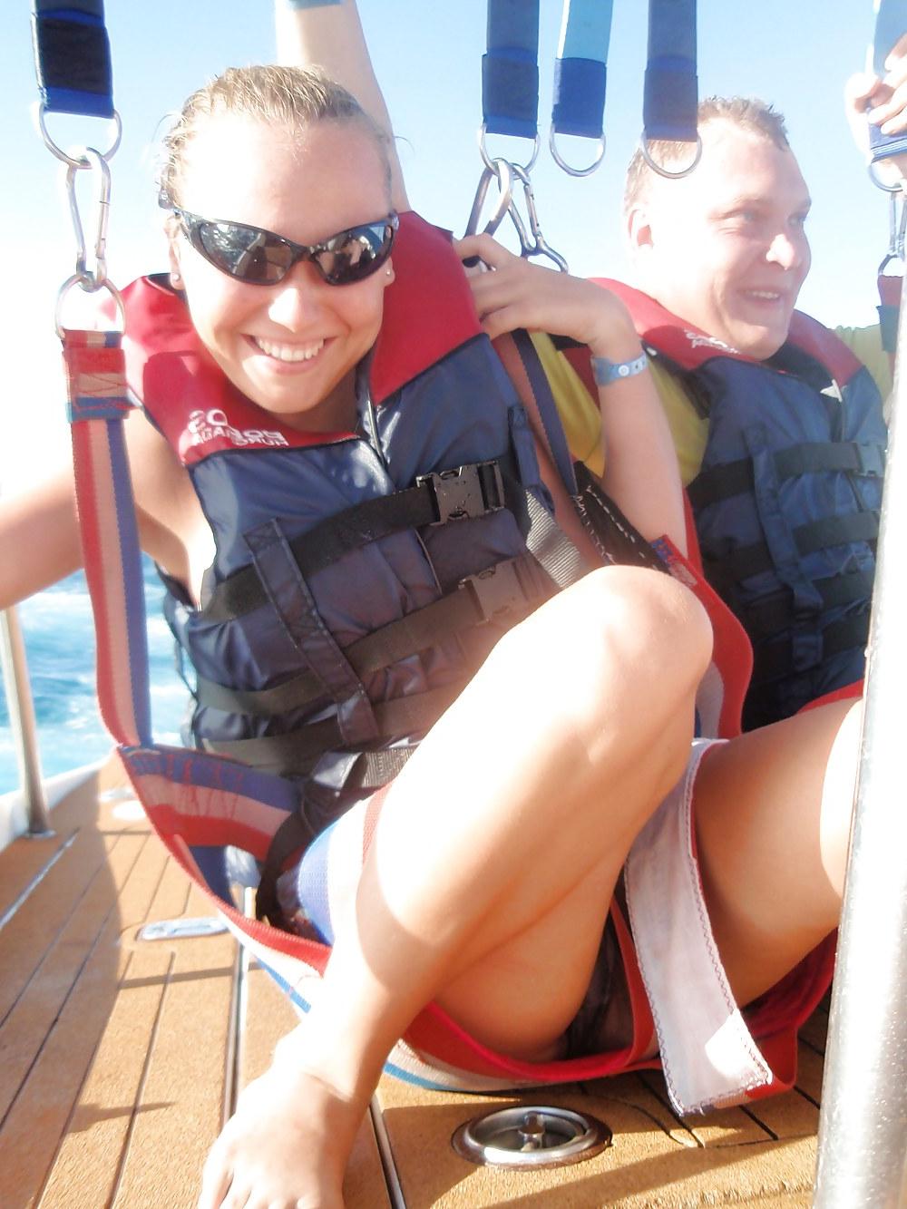 25P Upskirt 4