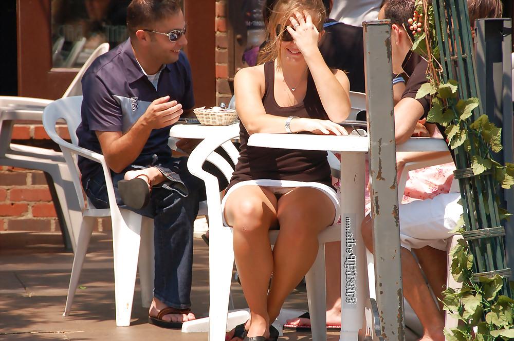 25P Upskirt 4