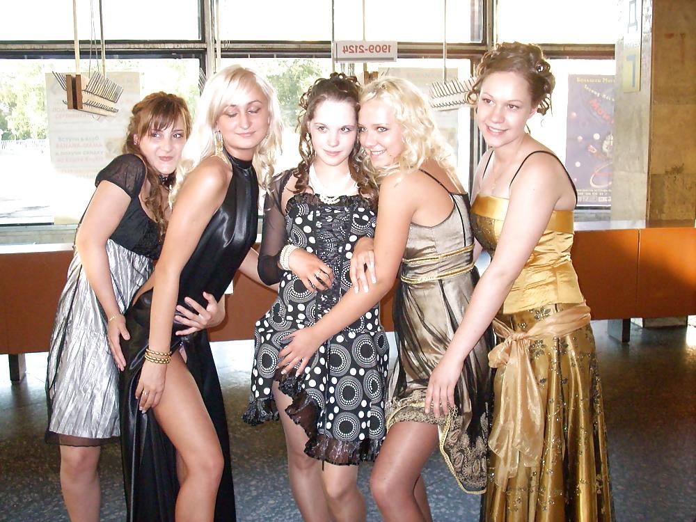 25P Upskirt 4