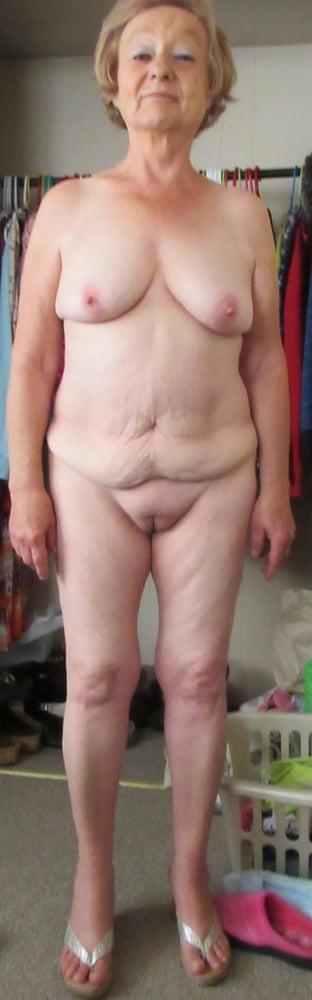 25P Mature beauty mix #2 of the morning