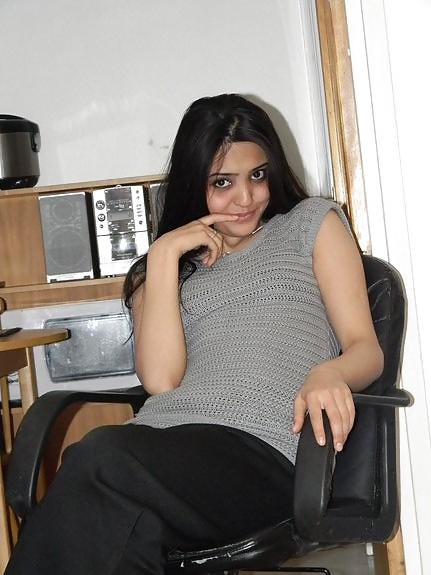 25P AFGHANI HIJABI DESI BABE ARAB