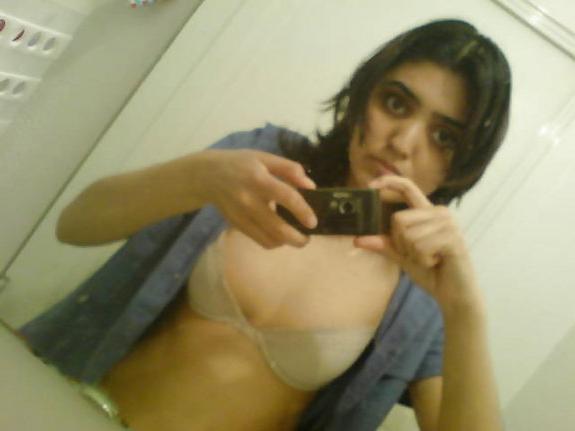 25P AFGHANI HIJABI DESI BABE ARAB