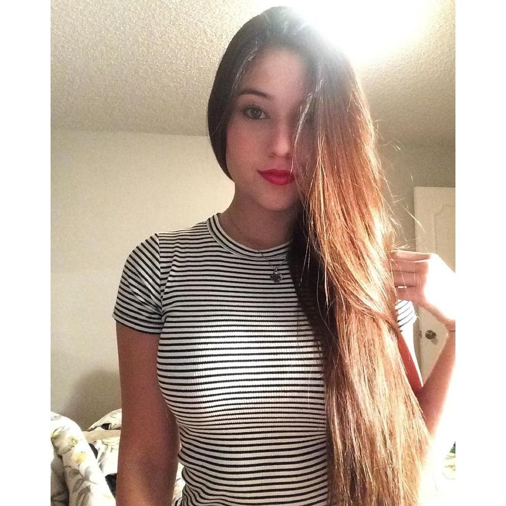 25P busty girl