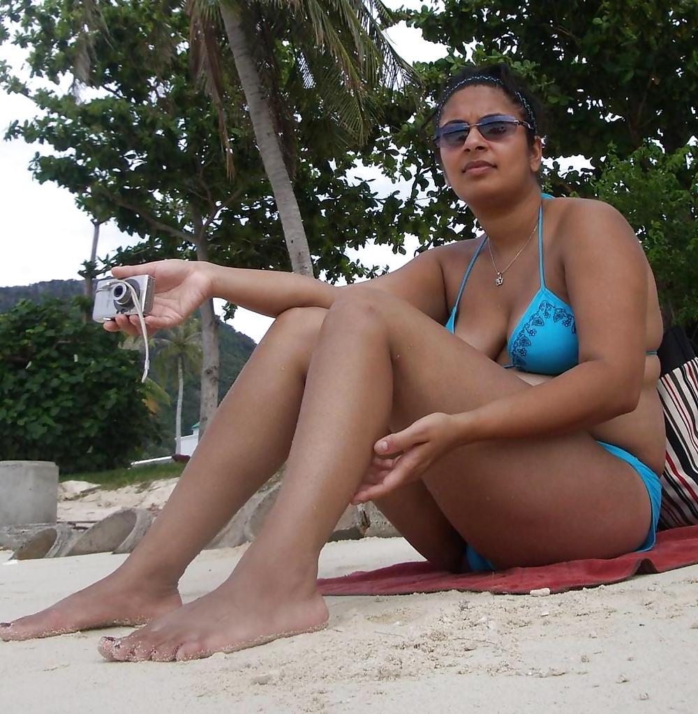 10P Indian Desi Babe 
